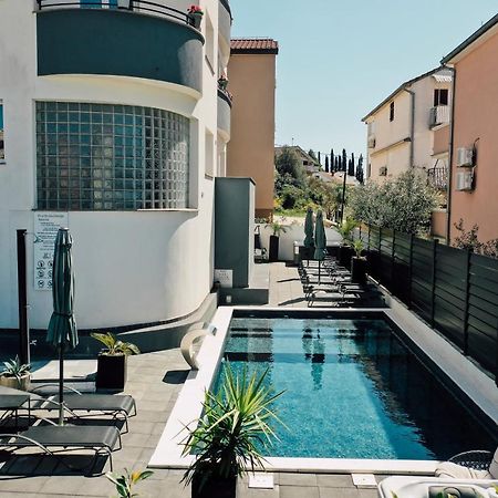 Holiday Apartments Amarilis Pakostane Exterior photo